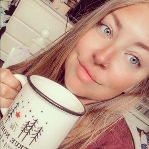 Meet your Posher, Shea